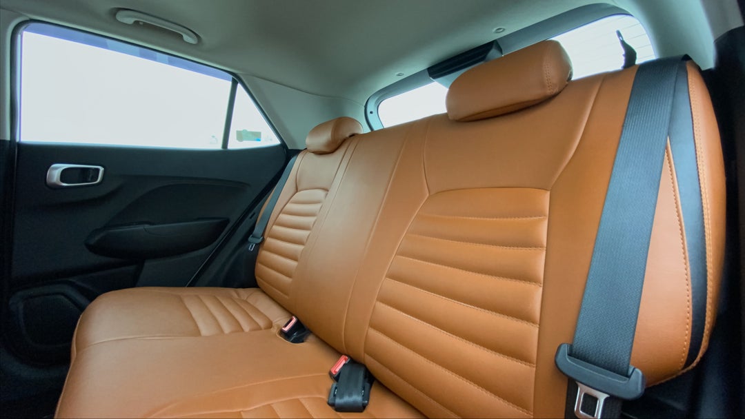 Right Side Rear Door Cabin