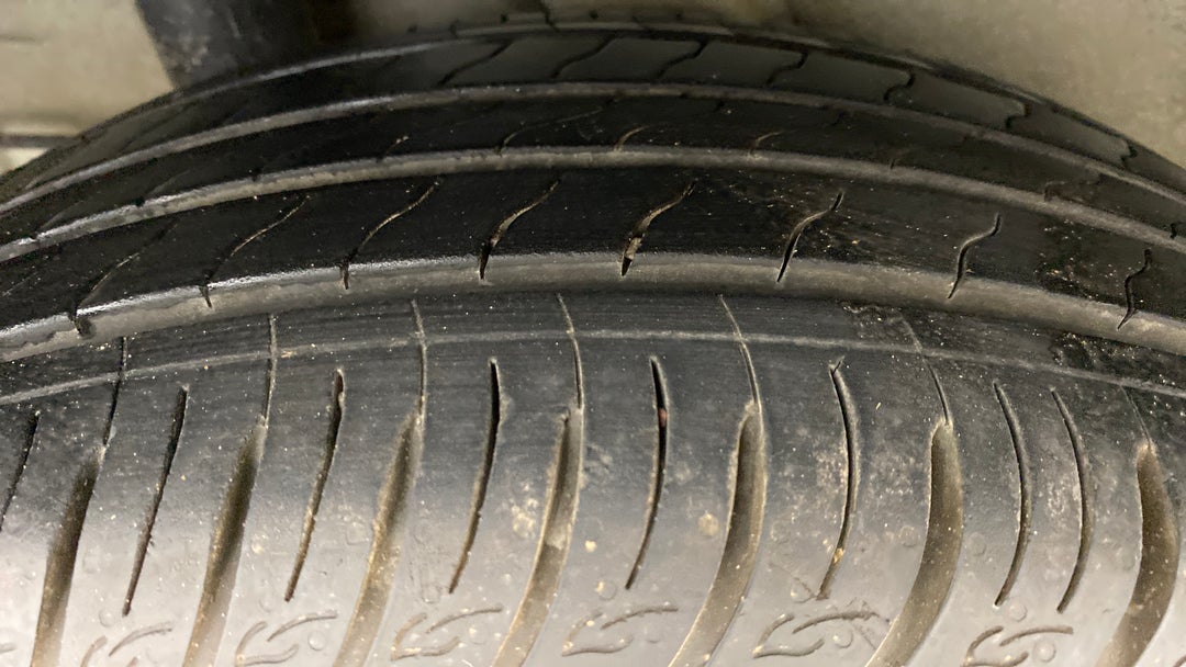 Right Rear Tyre Tread
