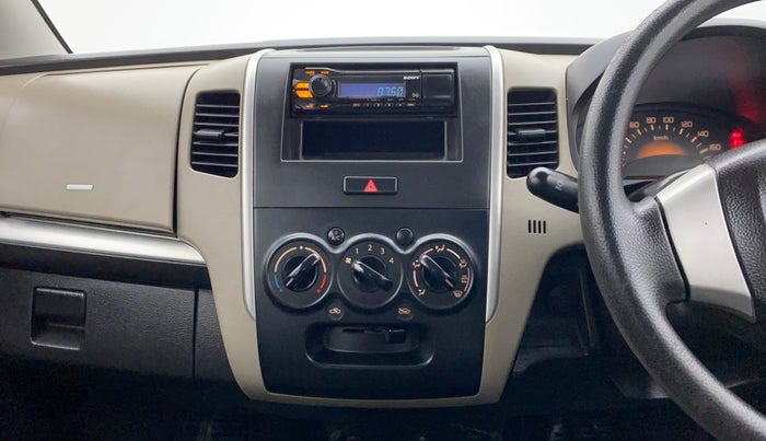 2014 Maruti Wagon R 1.0 LXI, Petrol, Manual, 69,067 km, Centre Console