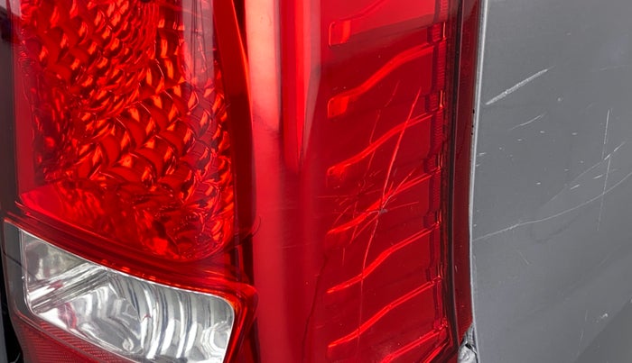 2015 Maruti Wagon R 1.0 VXI, Petrol, Manual, 56,510 km, Right tail light - Minor damage