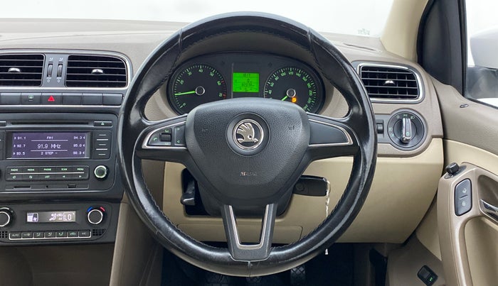 2014 Skoda Rapid ELEGANCE 1.6 MPI MT, Petrol, Manual, 82,038 km, Steering Wheel Close Up