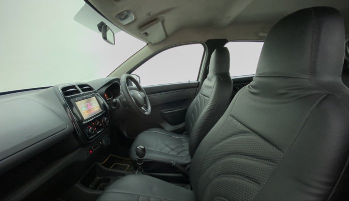 2018 Renault Kwid 1.0 RXT Opt, Petrol, Manual, 62,106 km, Right Side Front Door Cabin