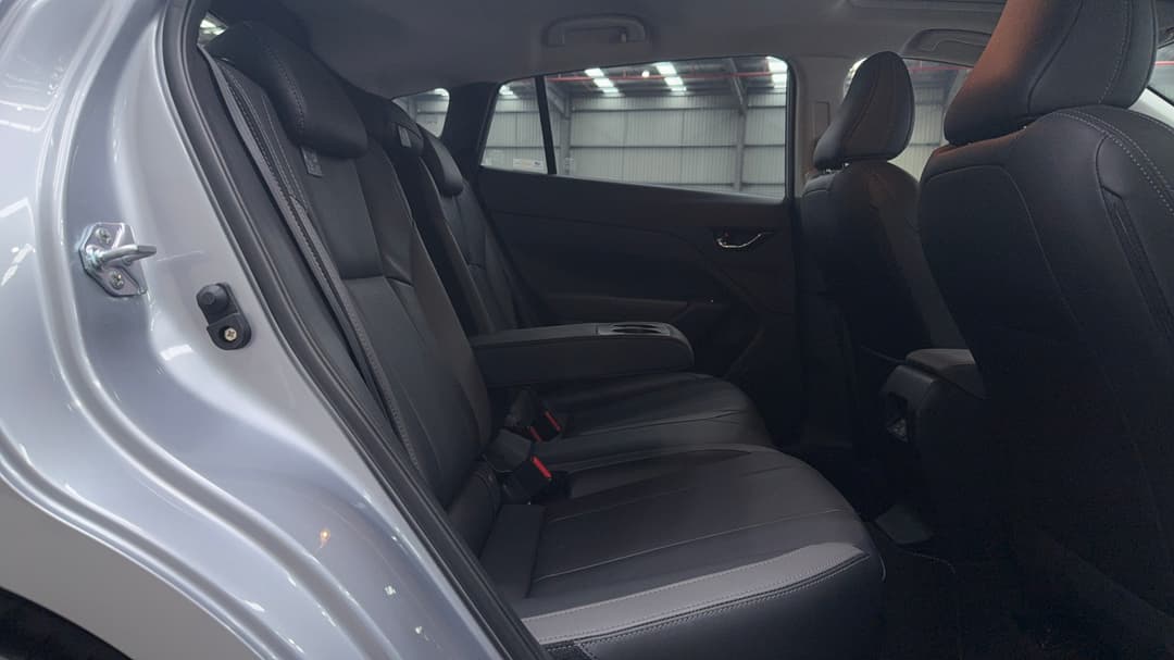 2025 Subaru Impreza 2.0s (AWD), Automatic, 21035 km, Right Side Rear Door Cabin View