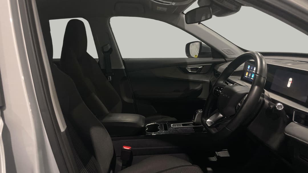 2025 Chery Tiggo 4 Pro Urban, Automatic, 22356 km, Right Side Front Door Cabin View