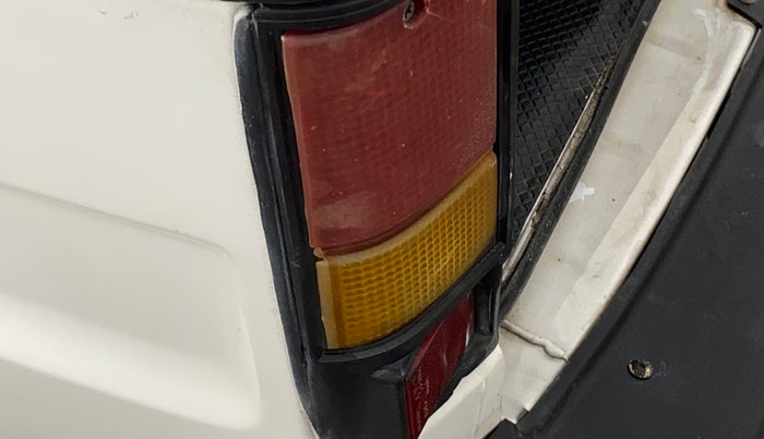 2017 Maruti OMNI E 8 STR, Petrol, Manual, 56,991 km, Left tail light - Faded