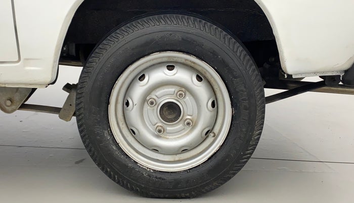 2017 Maruti OMNI E 8 STR, Petrol, Manual, 56,991 km, Left Rear Wheel