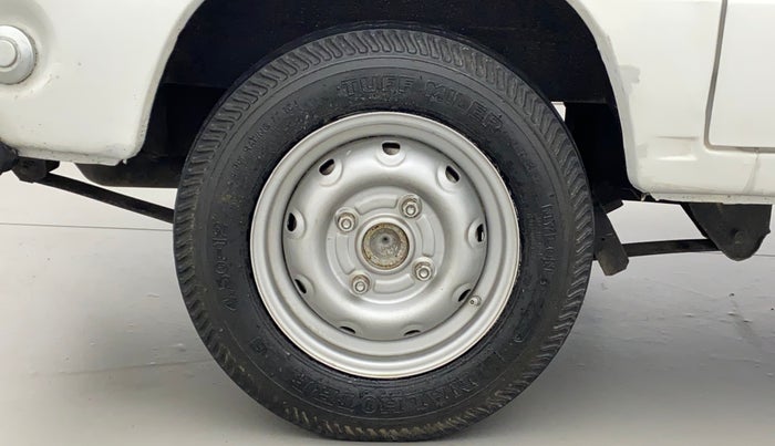2017 Maruti OMNI E 8 STR, Petrol, Manual, 56,991 km, Right Rear Wheel