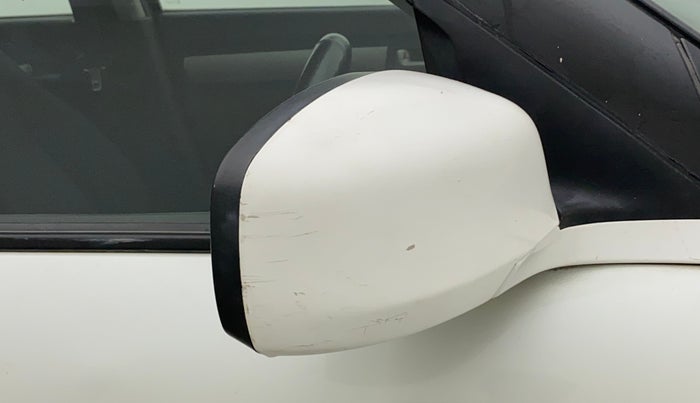 2010 Maruti Swift ZXI, Petrol, Manual, 36,238 km, Right rear-view mirror - Minor scratches