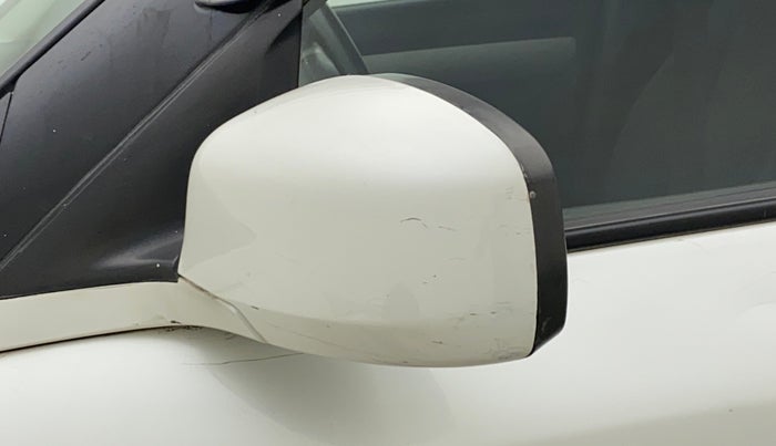 2010 Maruti Swift ZXI, Petrol, Manual, 36,238 km, Left rear-view mirror - Minor scratches