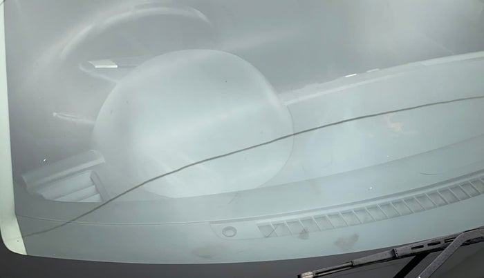 2010 Maruti Swift ZXI, Petrol, Manual, 36,238 km, Front windshield - Minor spot on windshield