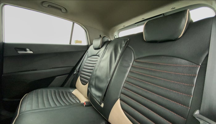 2018 Hyundai Creta SX AT 1.6 PETROL, Petrol, Automatic, 68,036 km, Right Side Rear Door Cabin