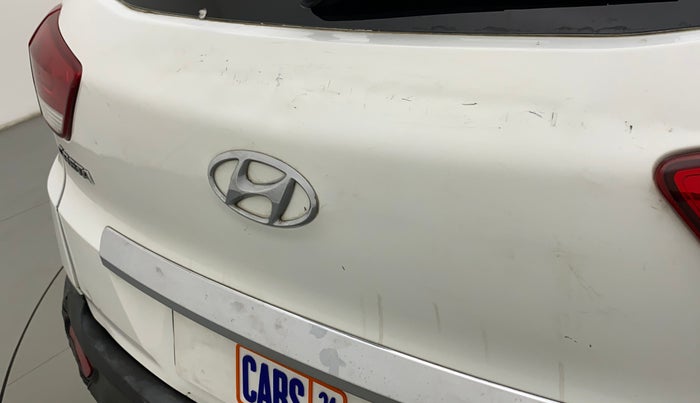 2018 Hyundai Creta SX AT 1.6 PETROL, Petrol, Automatic, 68,036 km, Dicky (Boot door) - Minor scratches