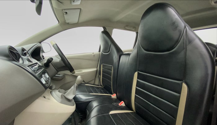 2015 Datsun Go Plus T, Petrol, Manual, 57,117 km, Right Side Front Door Cabin