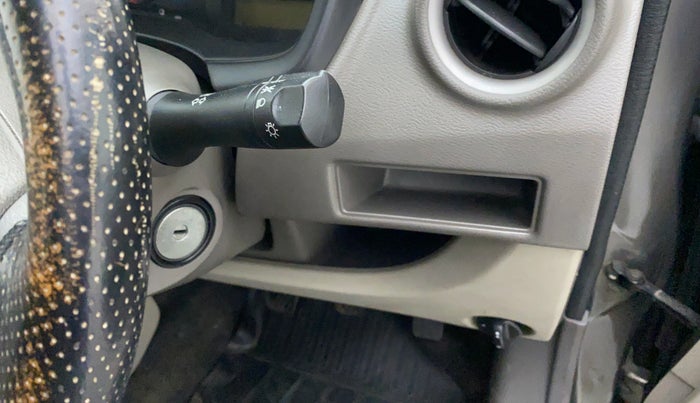 2015 Datsun Go Plus T, Petrol, Manual, 57,117 km, Dashboard - Headlight height adjustment not working