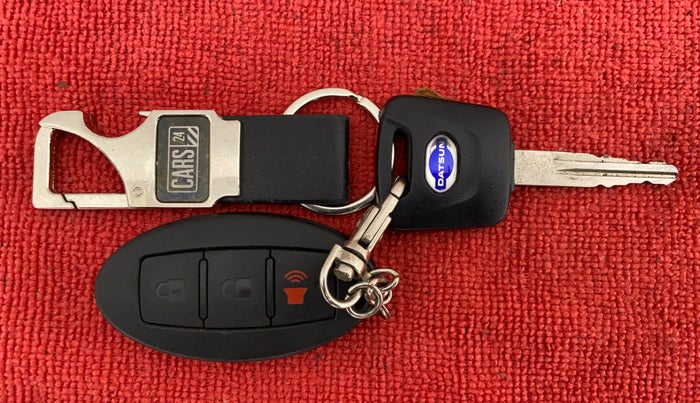 2015 Datsun Go Plus T, Petrol, Manual, 57,117 km, Key Close Up