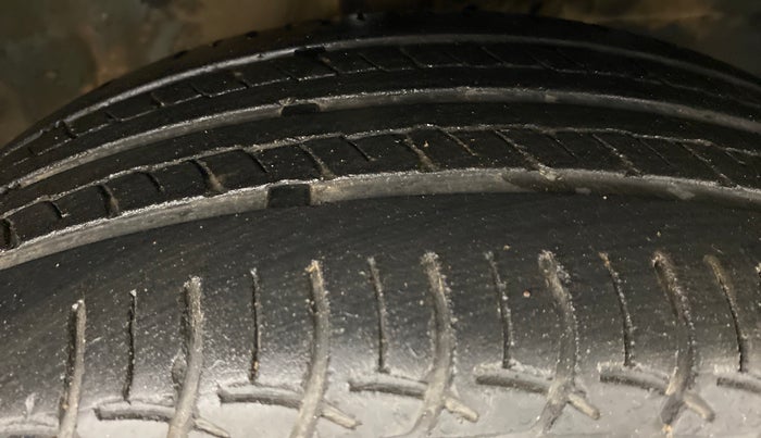 2018 Maruti Baleno DELTA 1.2 K12, Petrol, Manual, 67,219 km, Right Front Tyre Tread