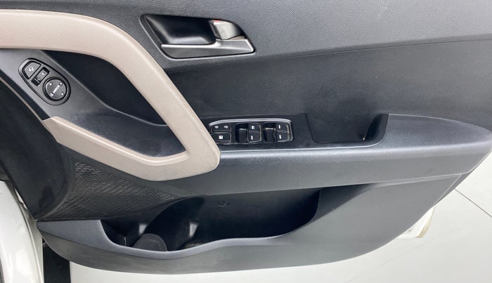 2016 Hyundai Creta 1.6 SX CRDI, Diesel, Manual, 96,692 km, Driver Side Door Panels Control