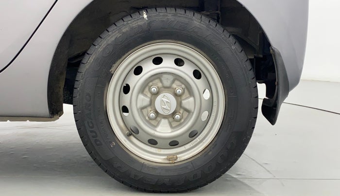 2013 Hyundai Eon ERA PLUS, Petrol, Manual, 18,997 km, Left Rear Wheel