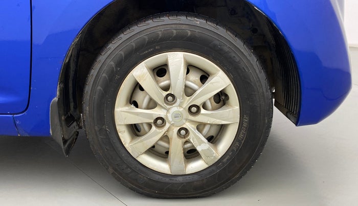 2013 Hyundai Eon D-LITE+, Petrol, Manual, 49,215 km, Right Front Wheel