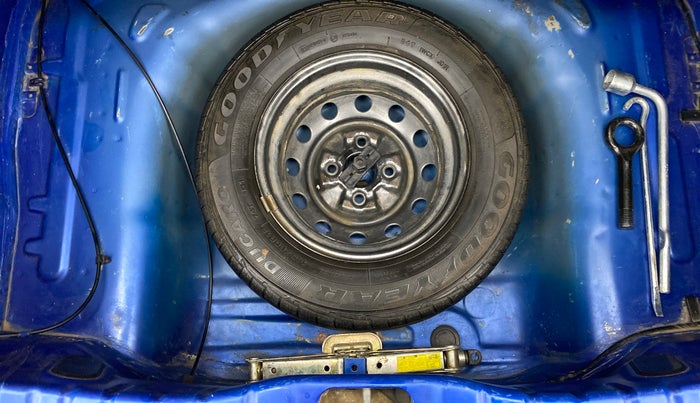 2013 Hyundai Eon D-LITE+, Petrol, Manual, 49,215 km, Spare Tyre