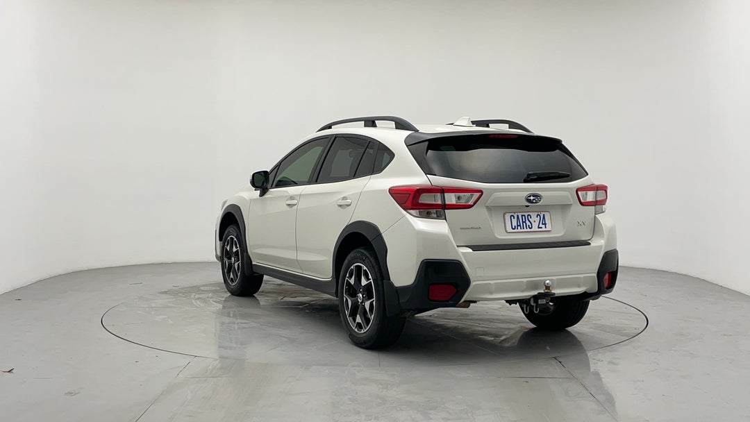 Left Back Diagonal (45- Degree) View