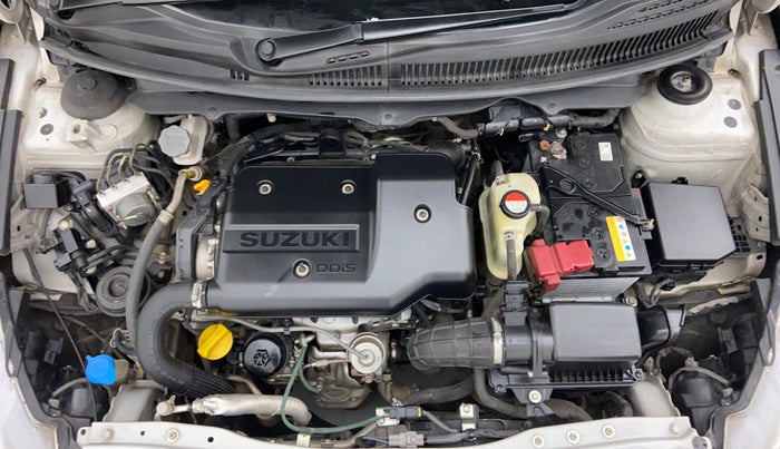 2016 Maruti Ciaz  ZDI SHVS, Diesel, Manual, 67,006 km, Engine Bonet View
