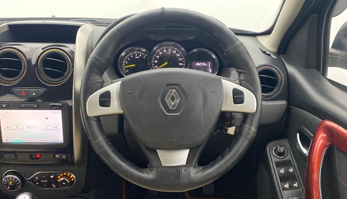 2016 Renault Duster RXZ 110 4WD, Diesel, Manual, 38,317 km, Steering Wheel Close Up