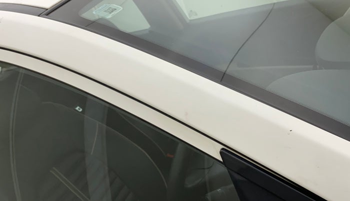 2017 Hyundai Grand i10 MAGNA 1.2 KAPPA VTVT, CNG, Manual, 74,842 km, Right A pillar - Minor scratches