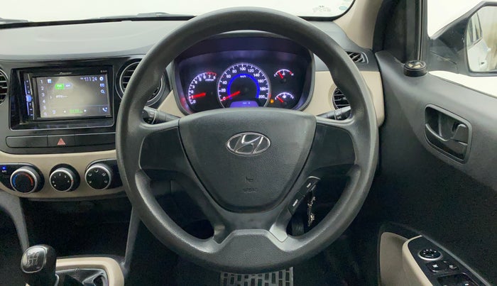 2017 Hyundai Grand i10 MAGNA 1.2 KAPPA VTVT, CNG, Manual, 74,842 km, Steering Wheel Close Up