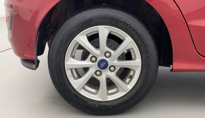 2019 Ford New Figo TITANIUM 1.2 PETROL MT, Petrol, Manual, 48,567 km, Right Rear Wheel