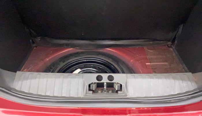 2019 Ford New Figo TITANIUM 1.2 PETROL MT, Petrol, Manual, 48,567 km, Boot Inside