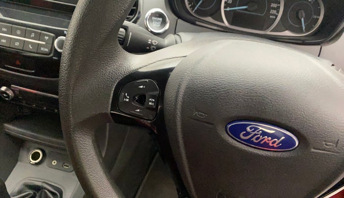 2019 Ford New Figo TITANIUM 1.2 PETROL MT, Petrol, Manual, 48,567 km, Steering wheel - Sound system control has minor damage