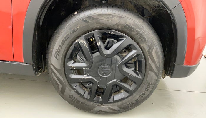 2018 Maruti Vitara Brezza LDI, Diesel, Manual, 75,647 km, Right Front Wheel