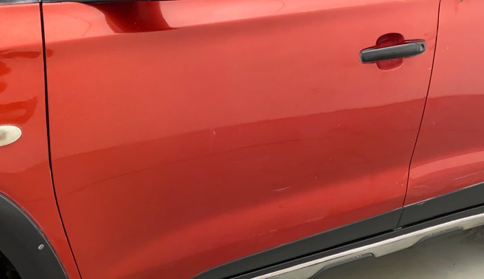 2018 Maruti Vitara Brezza LDI, Diesel, Manual, 75,647 km, Front passenger door - Slightly dented