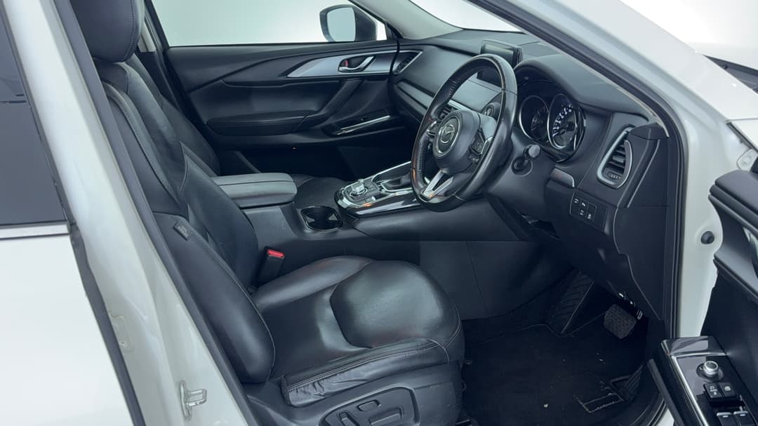 2019 Mazda CX-9 Touring (FWD), Automatic, 115521 km, Right Side Front Door Cabin View
