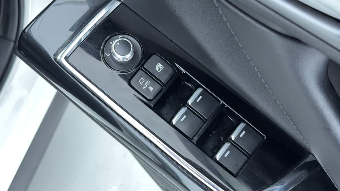 2019 Mazda CX-9 Touring (FWD), Automatic, 115521 km, Drivers Side Door Panel Controls