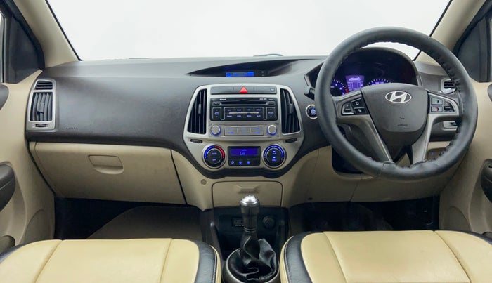 2013 Hyundai i20 ASTA 1.2, Petrol, Manual, 61,637 km, Dashboard View