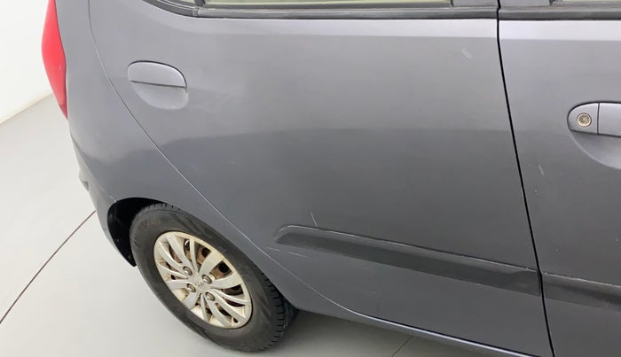 2013 Hyundai i10 MAGNA 1.1, CNG, Manual, 68,811 km, Right rear door - Slightly dented