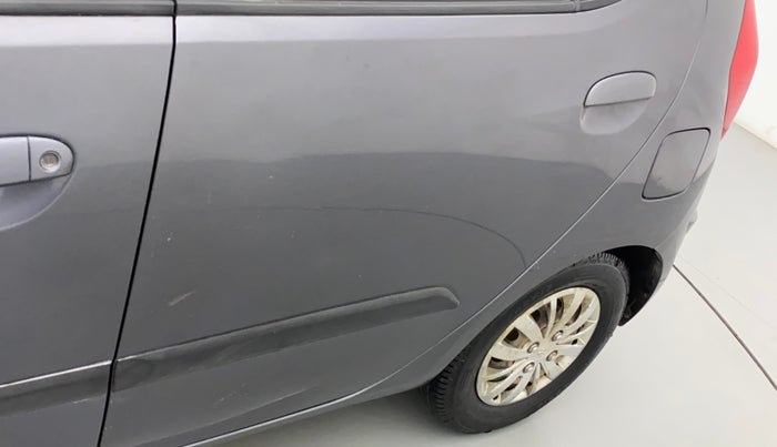 2013 Hyundai i10 MAGNA 1.1, CNG, Manual, 68,811 km, Rear left door - Minor scratches