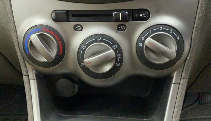 2013 Hyundai i10 MAGNA 1.1, CNG, Manual, 68,811 km, Dashboard - Air Re-circulation knob is not working
