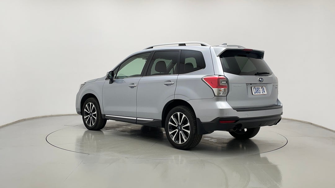 Left Back Diagonal (45- Degree) View