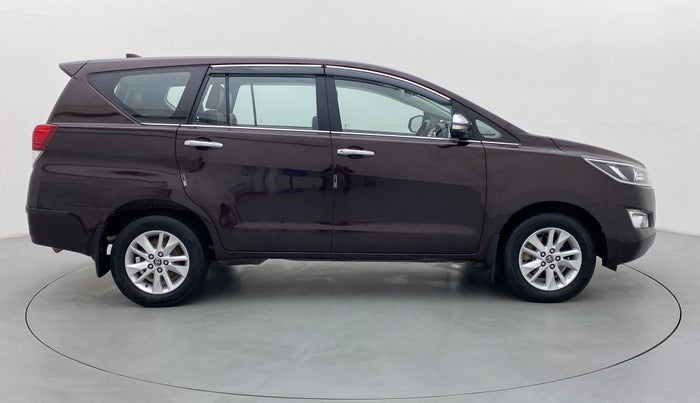 2017 Toyota Innova Crysta 2.7 ZX AT 7 STR, Petrol, Automatic, 91,994 km, Right Side View