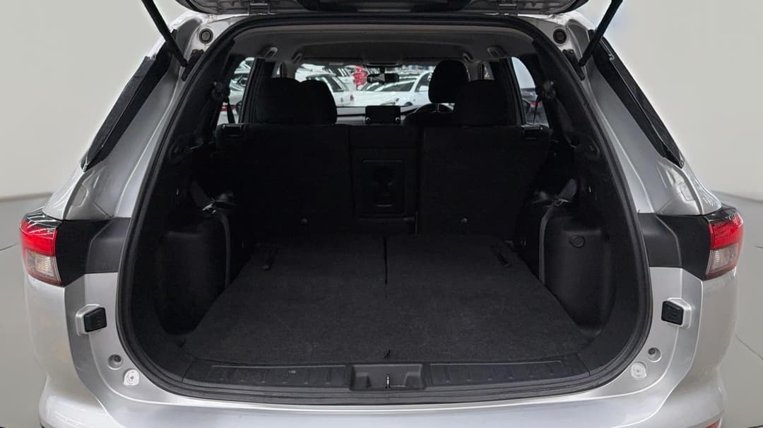 2024 Mitsubishi Outlander Es 7 Seat (2WD), Automatic, 45923 km, Boot Inside View