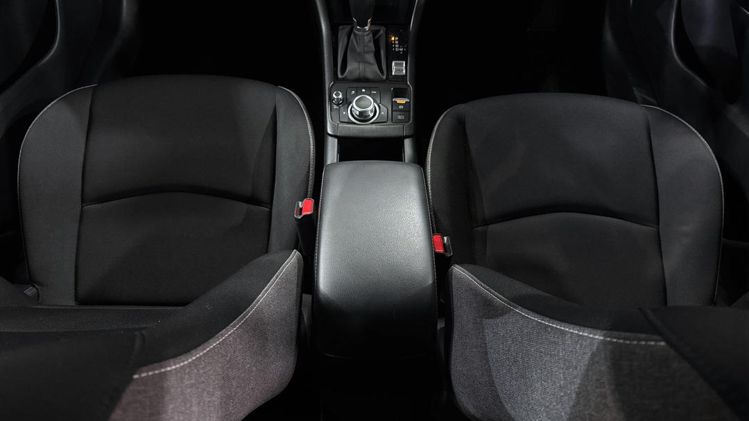 2025 Mazda CX-3 G20 Pure, Automatic, 25783 km, Center Console