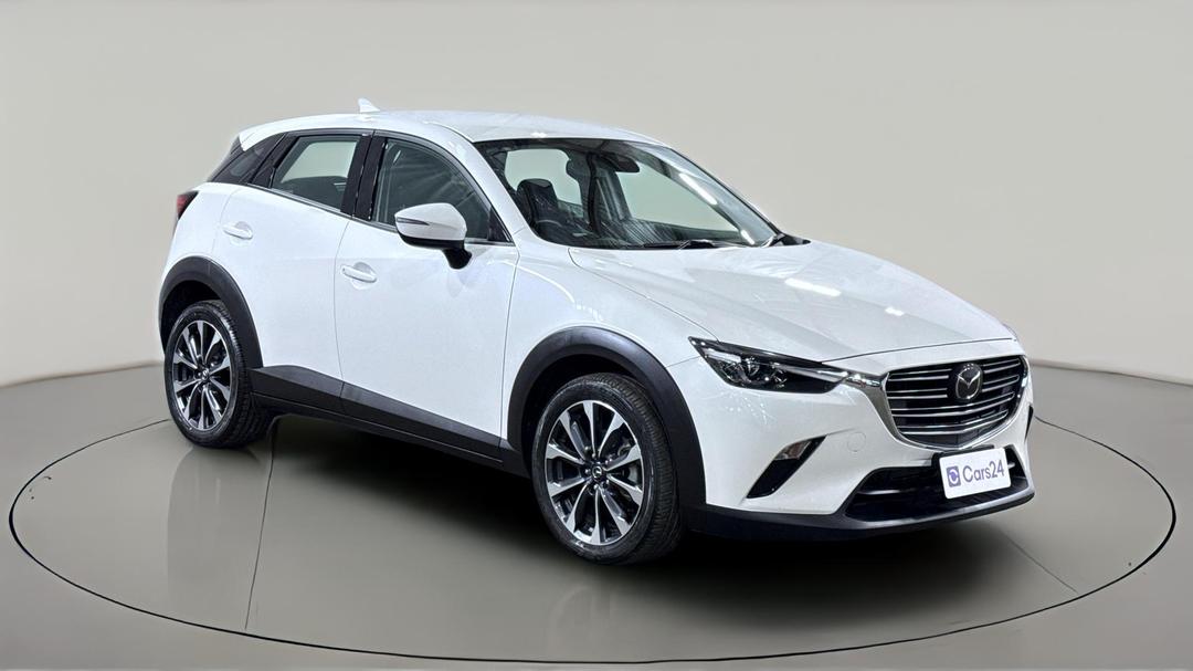2025 Mazda CX-3 G20 Pure, Automatic, 25783 km, Right Front Diagonal (45- Degree) View