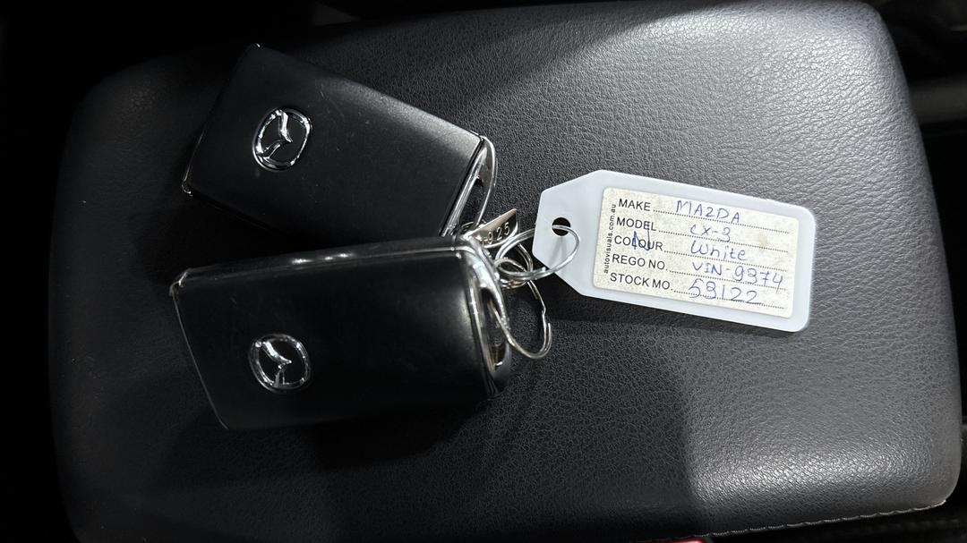 2025 Mazda CX-3 G20 Pure, Automatic, 25783 km, Key Close-up