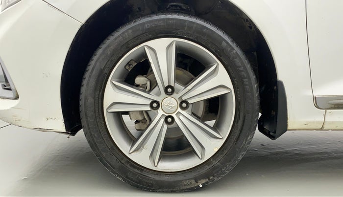 2017 Hyundai Verna 1.6 SX VTVT (O), Petrol, Manual, 99,406 km, Left Front Wheel