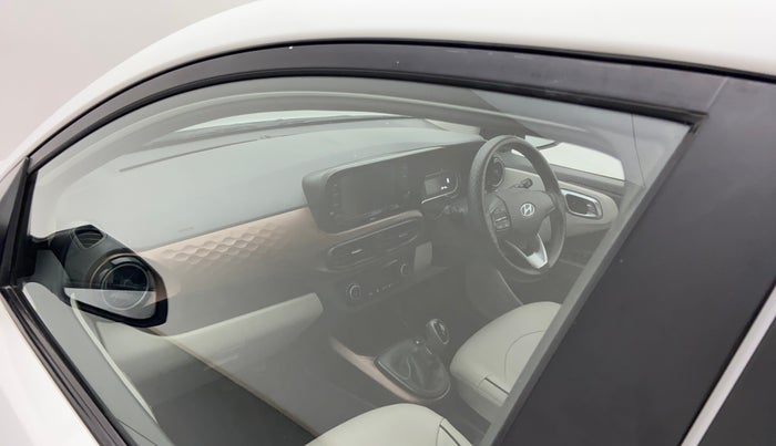 2021 Hyundai AURA SX PLUS 1.2 AMT, Petrol, Automatic, 38,710 km, Front passenger door - Door visor damaged