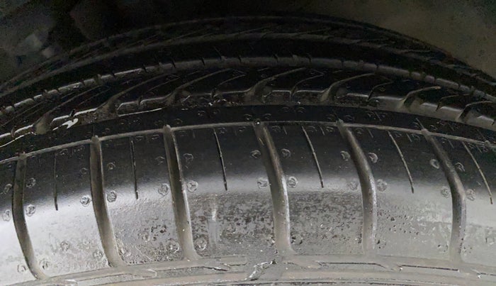 2016 Hyundai Creta 1.6 S, Petrol, Manual, 13,871 km, Left Front Tyre Tread