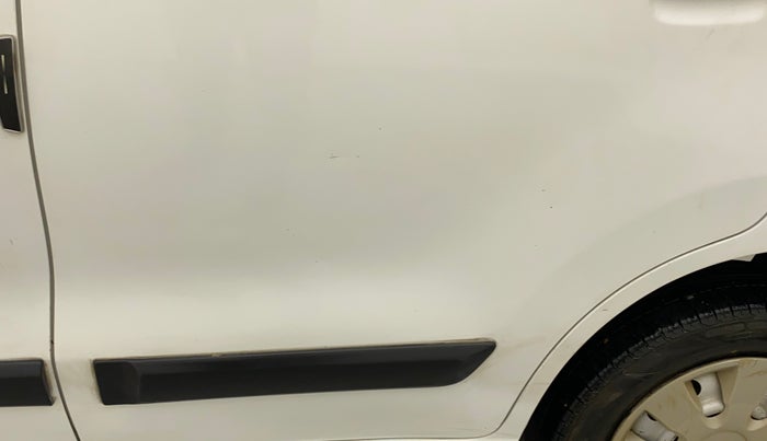 2018 Maruti Wagon R 1.0 LXI CNG, CNG, Manual, 83,761 km, Rear left door - Slightly dented